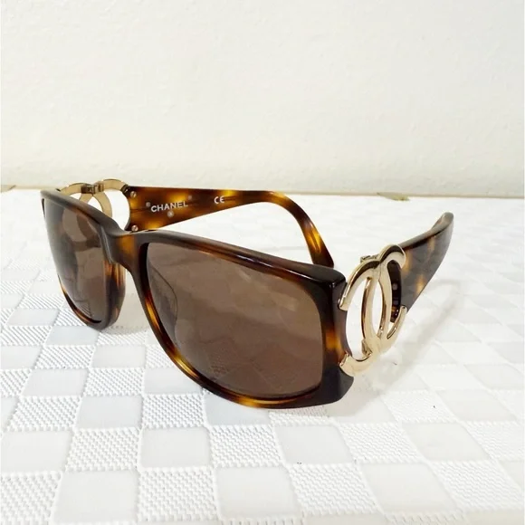 小物 CHANEL vintage sunglasses coco gold Authentic CHANEL Vintage Sunglasses Rhinestone CC Logo
